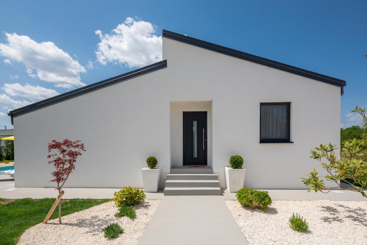Bandelli Villas Oklaj エクステリア 写真