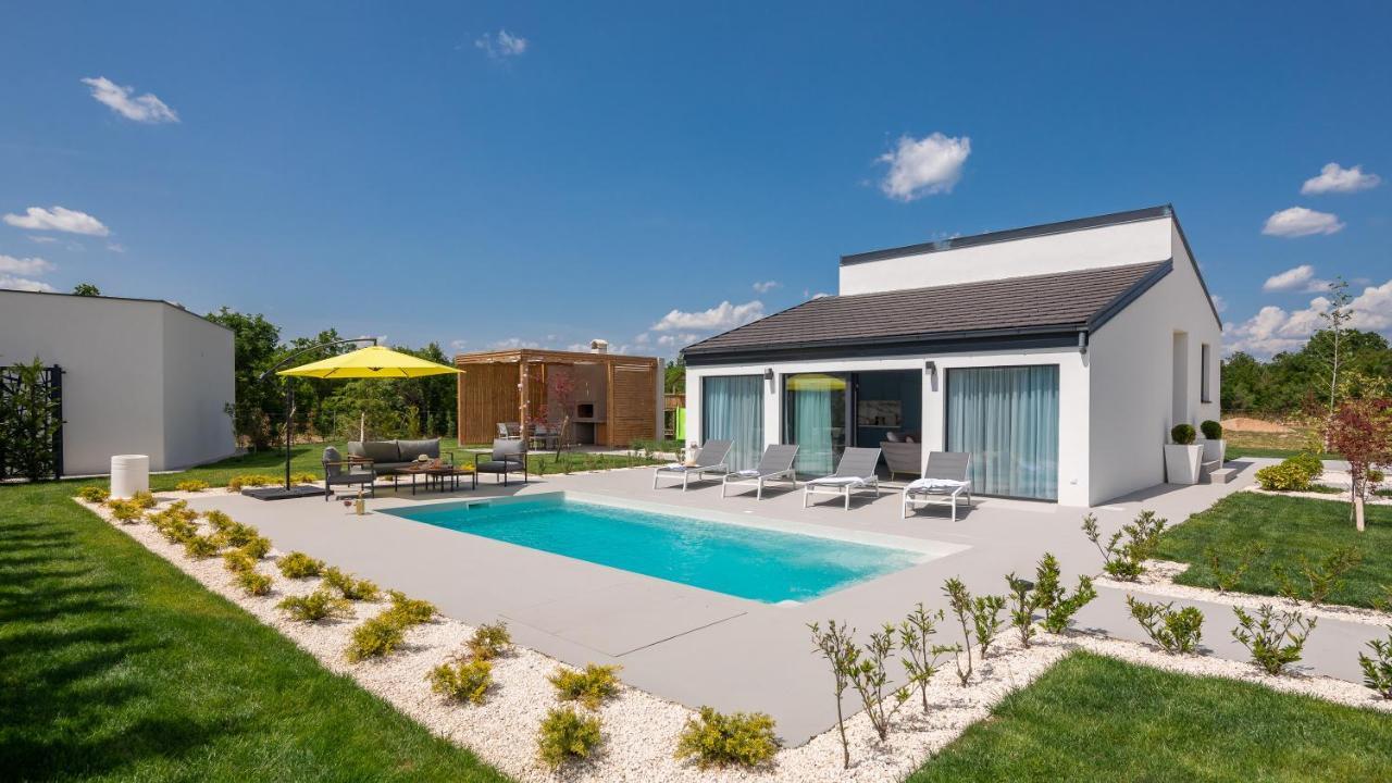 Bandelli Villas Oklaj エクステリア 写真