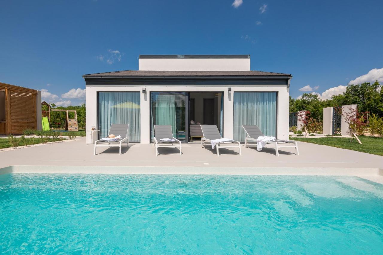 Bandelli Villas Oklaj エクステリア 写真