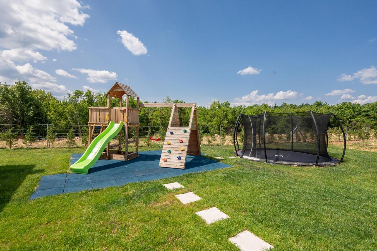Bandelli Villas Oklaj エクステリア 写真