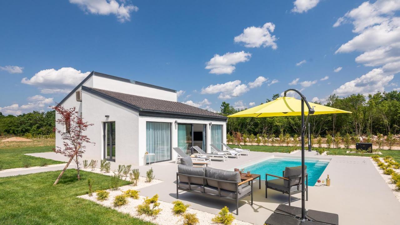 Bandelli Villas Oklaj エクステリア 写真