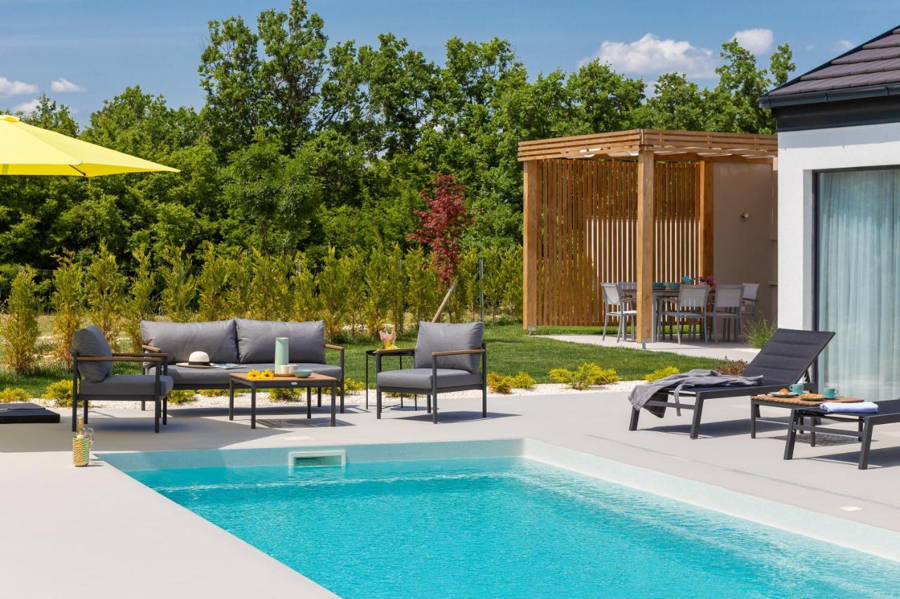 Bandelli Villas Oklaj エクステリア 写真
