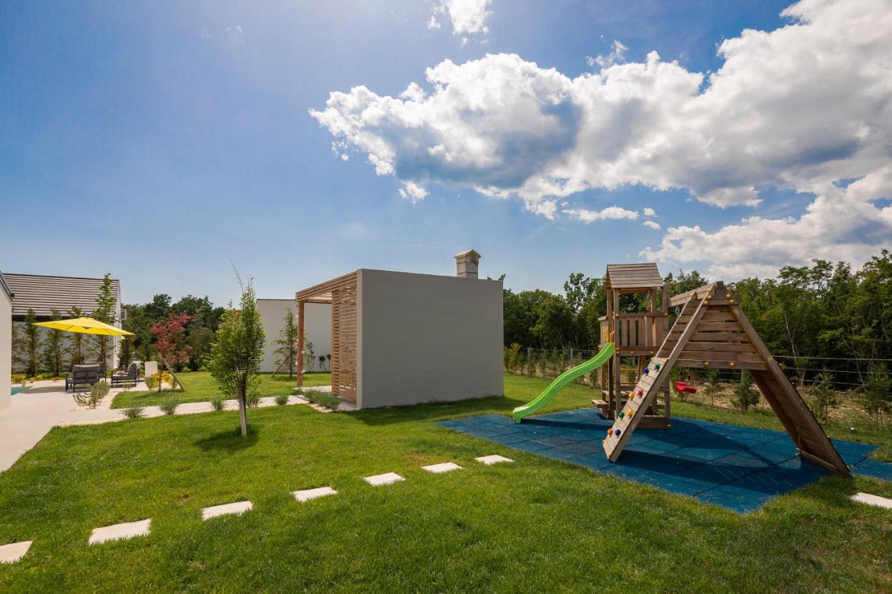 Bandelli Villas Oklaj エクステリア 写真