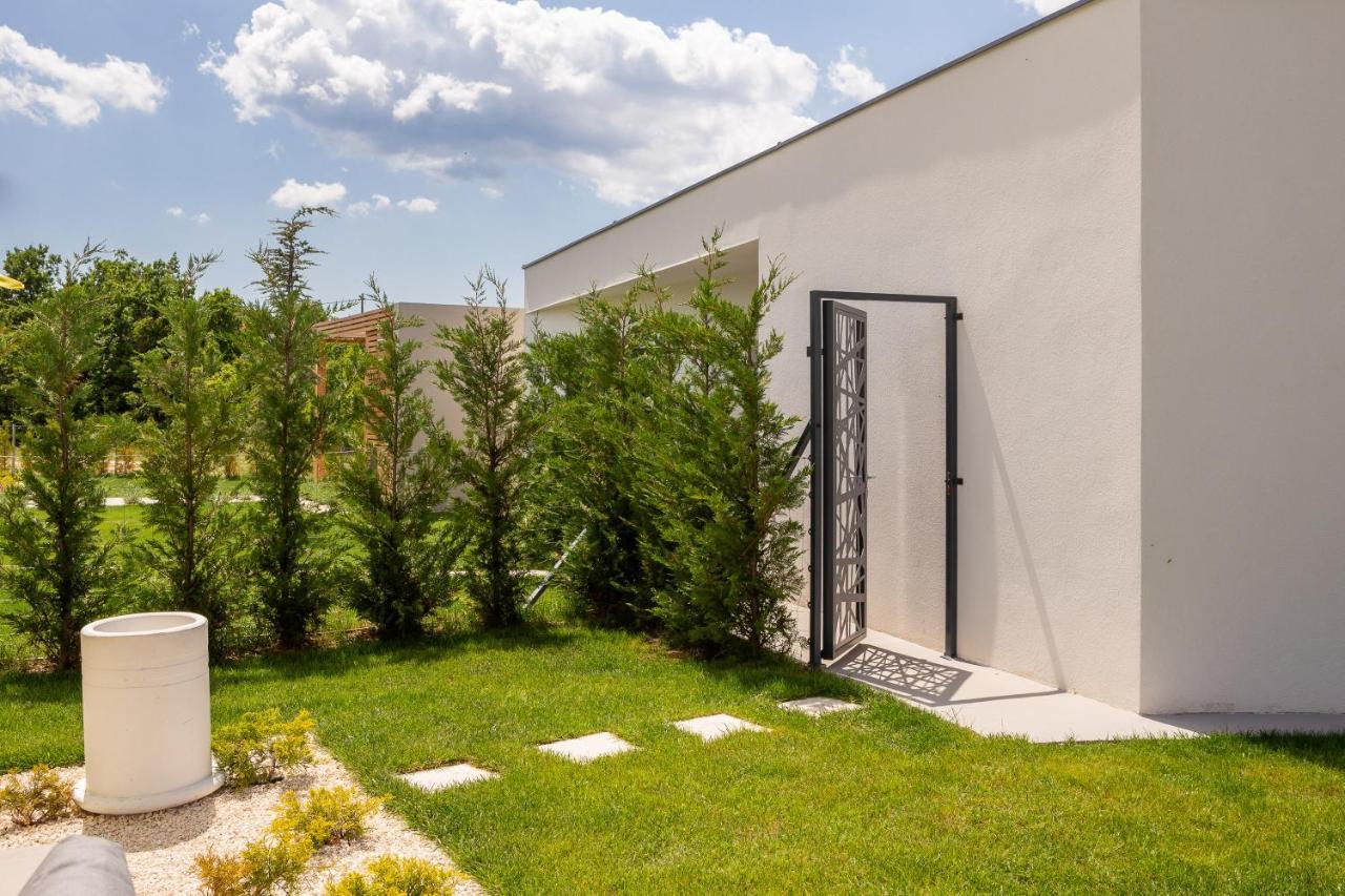 Bandelli Villas Oklaj エクステリア 写真